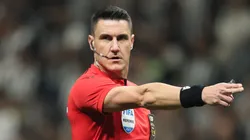 O arbitro Rafael Rodrigo Klein durante partida entre Atletico-MG e Corinthians no estadio Arena MRV pelo campeonato Brasileiro A 2025. Foto: Gilson Lobo/AGIF