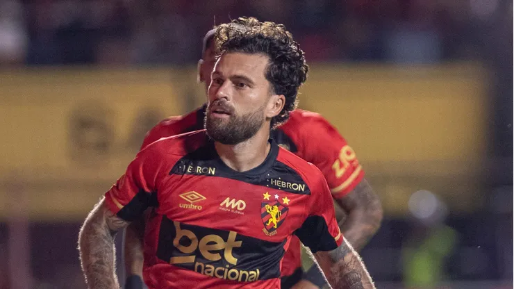 Lucas Lima durante partida contra o SPFC
