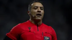 Felipe Fernandes de Lima irá comandar Flamengo x Vitória - Foto: Anderson Romão/AGIF