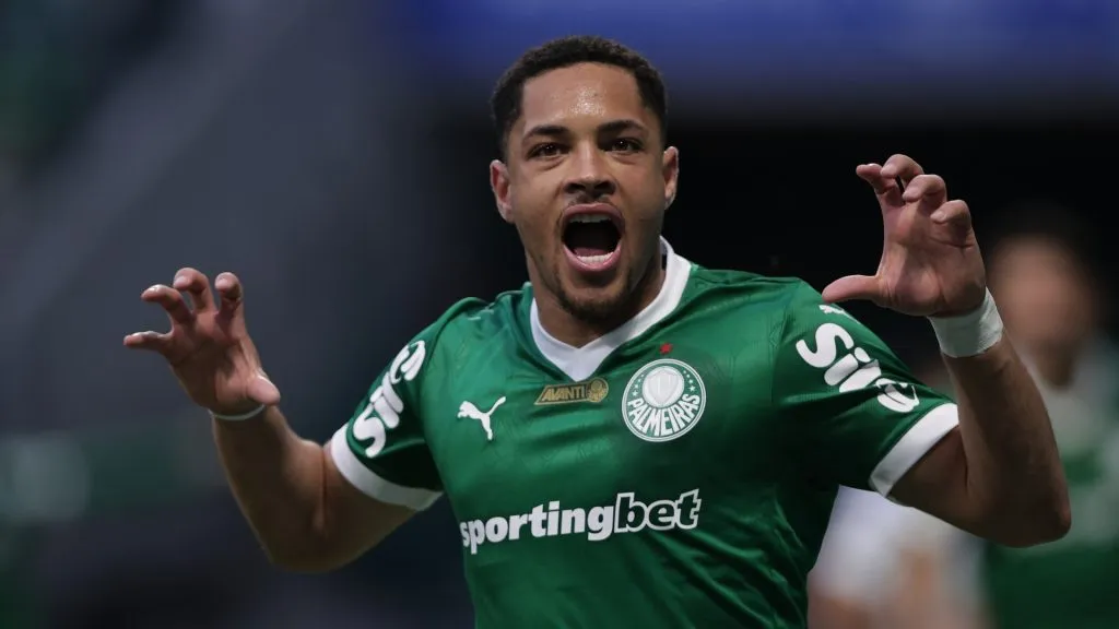 Vitor Roque é a principal esperança de gols do Palmeiras – Foto: Ettore Chiereguini/AGIF