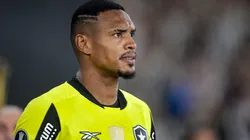 John é um dos destaques do Botafogo - Foto: Thiago Ribeiro/AGIF