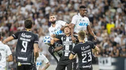 Mugni jogador do Ceara disputa lance com jermeson jogador do Gremio durante partida no estadio Arena Castelao pelo campeonato Brasileiro A 2025. Foto: Baggio Rodrigues/AGIF