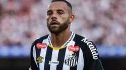 Guilherme em campo pelo Santos. Foto: Fabio Giannelli/AGIF