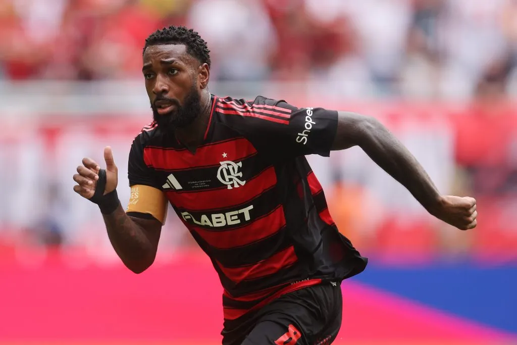 Gerson atuou pela última vez com a camisa do Flamengo na derrota por 4 a 2 para o Bayern de Munique no Mundial de Clubes. Foto: Michael Reaves/Getty Images.
