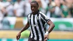 Kaio pelo Botafogo no Mundial. (Photo by Francois Nel/Getty Images)