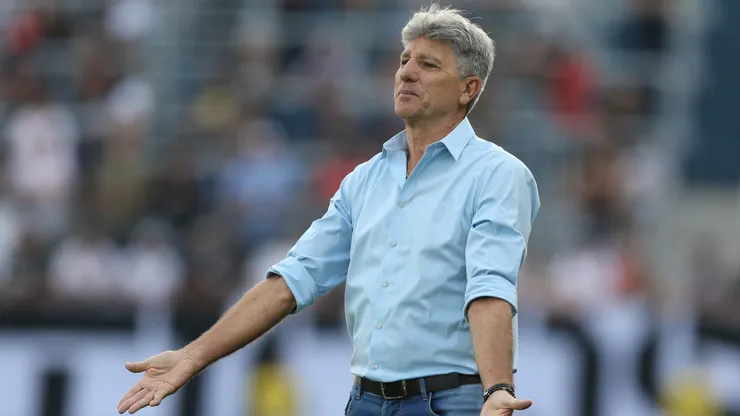 Renato Gaúcho técnico do Fluminense durante a partida contra o Bragantino - Foto: Marlon Costa/AGIF