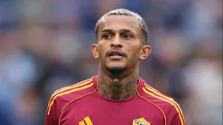 Wesley durante amistoso realizado em Liverpool