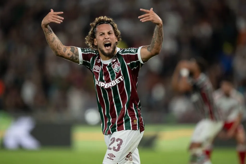 RJ – RIO DE JANEIRO – 06/08/2025 – COPA DO BRASIL 2025, FLUMINENSE X INTERNACIONAL – Guga jogador do Fluminense comemora durante partida contra o Internacional no estadio Maracana pelo campeonato Copa Do Brasil 2025. Foto: Jorge Rodrigues/AGIF