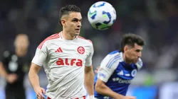 Rafael Borré tem queda em participações de gols no Internacional - Foto: Gilson Lobo/AGIF