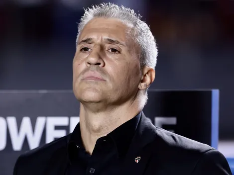 São Paulo vence Atlético-MG, mas Crespo é criticado pela torcida