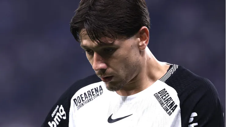 Rodrigo Garro durante partida entre Corinthians e Cruzeiro, na Neo Química Arena, pelo Brasileirão.