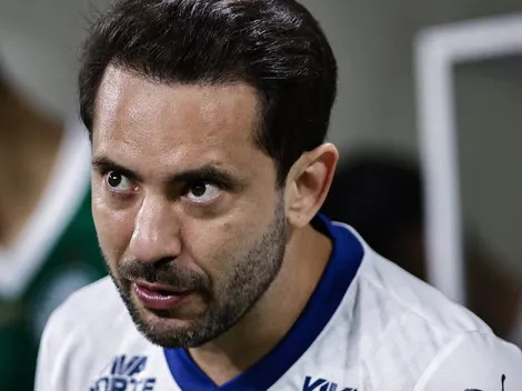 Câmeras flagram lance genial de Everton Ribeiro, ex-Flamengo