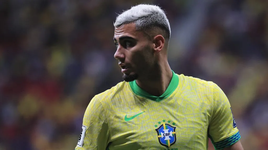 Andreas Pereira tem retorno descartado no Flamengo – Foto: Ettore Chiereguini/AGIF