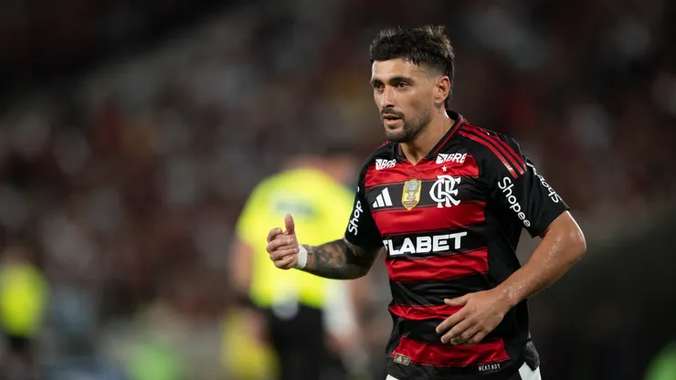 Arrascaeta em ação pelo Flamengo. Foto: Jorge Rodrigues/AGIF