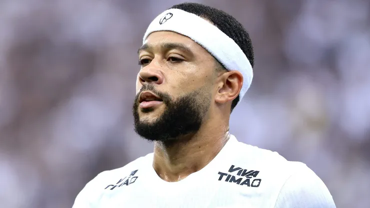 Presidente eleito, Osmar Stabile descarta qualquer possibilidade de saída de Depay.