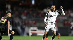 Volante chegou ao Galo na janela de transferências de meio de ano (Foto: Marlon Costa/AGIF)