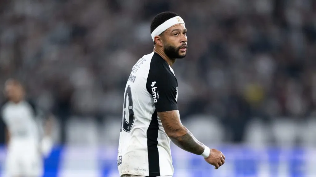Memphis Depay no Corinthians. Foto: Jorge Rodrigues/AGIF
