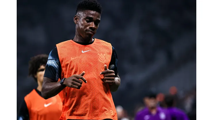 Felix Torres jogador do Corinthians durante aquecimento antes da partida contra o Novorizontino no estadio Arena Corinthians pelo campeonato Copa Do Brasil 2025. Foto: Fabio Giannelli/AGIF