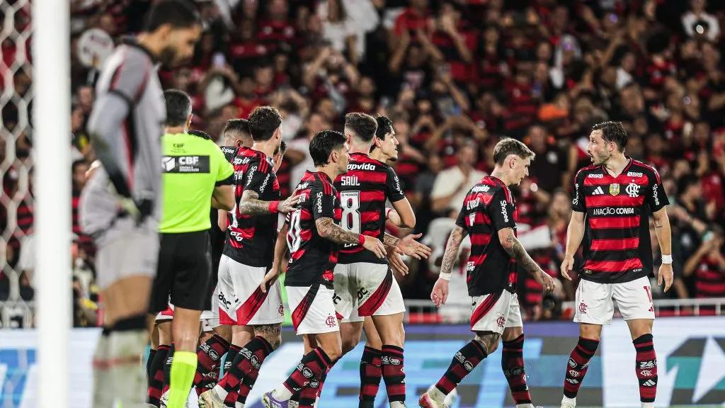 Flamengo apresentou um desempenho contudente em vitória – Fotos; Gilvan de Souza/Flamengo