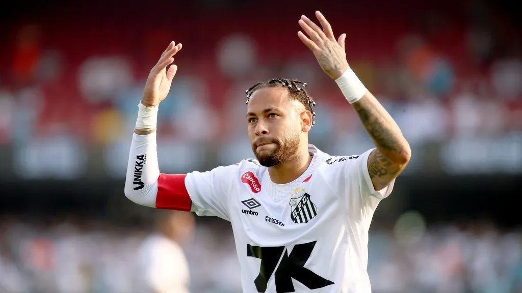Neymar durante jogo pelo Santos. Foto: Mauricio De Souza/AGIF
