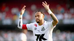 Neymar durante jogo pelo Santos. Foto: Mauricio De Souza/AGIF