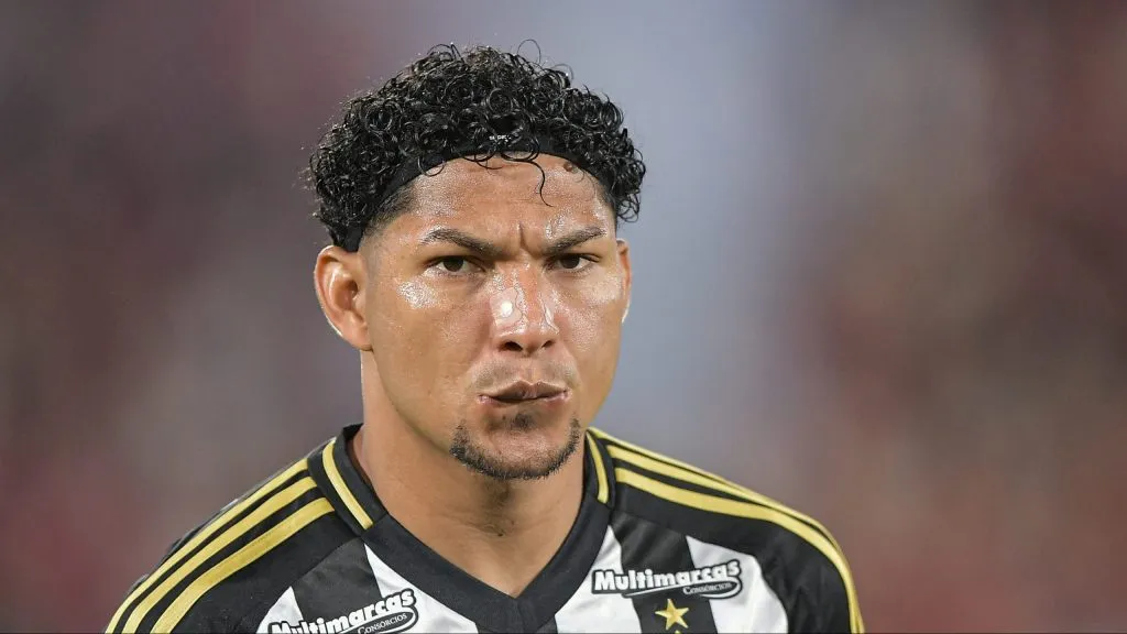 Rony, atleta do Galo. Foto: Thiago Ribeiro/AGIF.