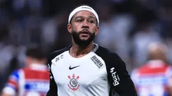 Memphis Depay jogador do Corinthians durante partida contra o Fortaleza no estadio Arena Corinthians pelo campeonato Brasileiro A 2025. Foto: Ettore Chiereguini/AGIF