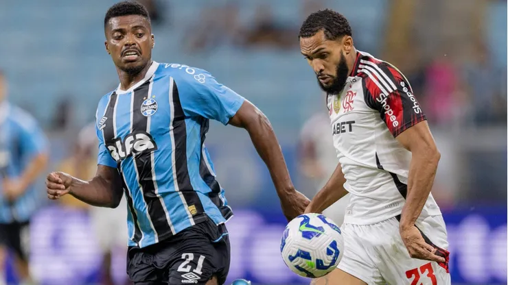 Flamengo derrotou o Grêmio em Porto Alegre no primeiro turno