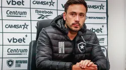 RS - CAXIAS DO SUL - 24/08/2025 - BRASILEIRO A 2025, JUVENTUDE X BOTAFOGO - Davide Ancelotti tecnico do Botafogo durante partida contra o Juventude no estadio Alfredo Jaconi pelo campeonato Brasileiro A 2025. Foto: Luiz Erbes/AGIF