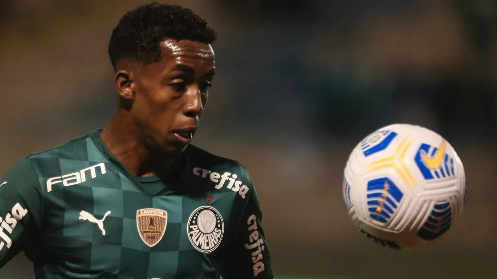 Kevin é criado na base do Palmeiras - Foto: Ettore Chiereguini/AGIF.