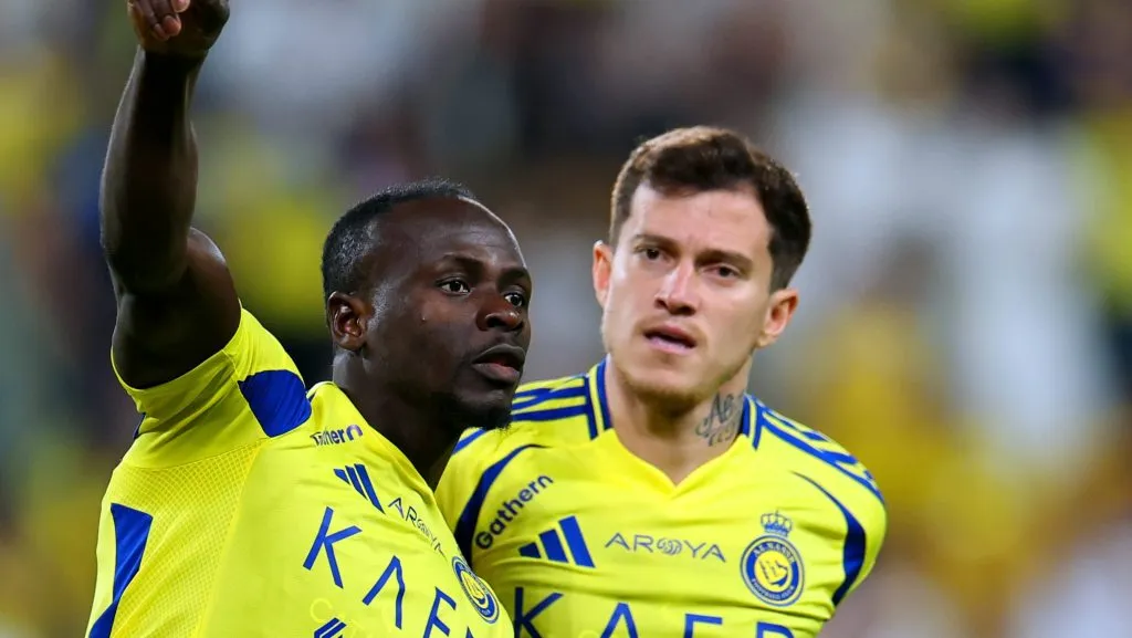 – Mané ao lado de Otávio (Foto: Abdullah Ahmed/Getty Images)