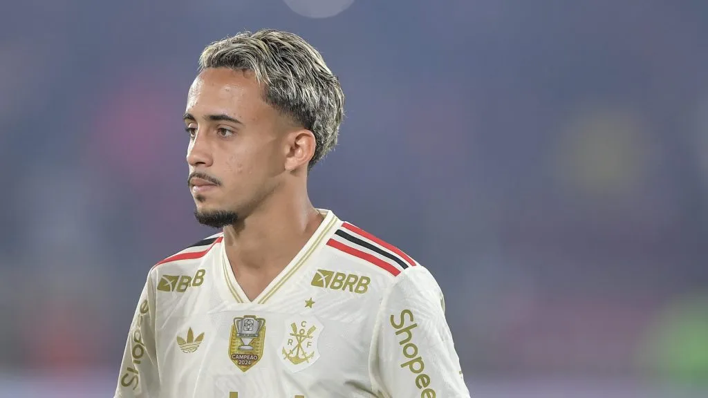 Matheus Gonçalves, ex-jogador do Flamengo. Foto: Thiago Ribeiro/AGIF.