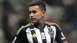 Dudu foi escalado de surpresa no time por Cuca para clássico contra Cruzeiro