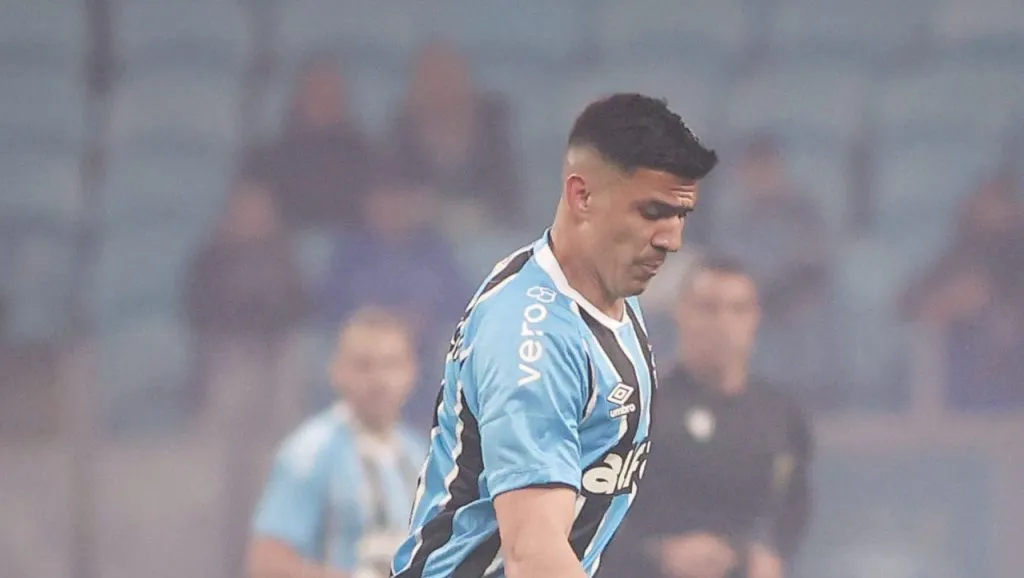 Foto: Maxi Franzoi/AGIF – Balbuena em campo pelo Imortal na Arena contra o Ceará.