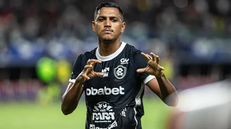 Pedro Rocha é o principal artilheiro da Série B, com dez gols