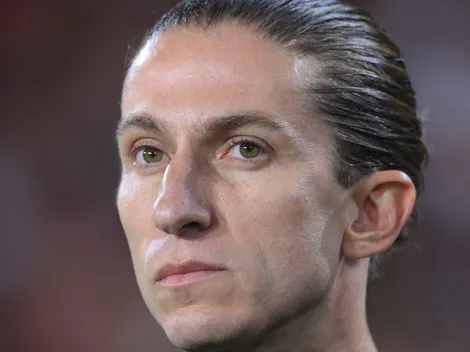 Filipe Luís manda alerta sobre jogo contra o Grêmio