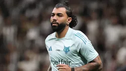 Gabigol não iniciou como titular no clássico, mas chamou a atenção ao provocar a torcida do Galo