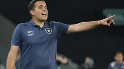 Treinador das Gloriosas. Foto: Arthur Barreto/Botafogo