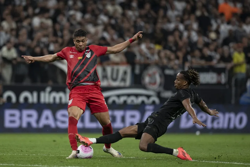 Jogadores de Corinthians x Athletico Paranaense. Foto: Anderson Romao/AGIF