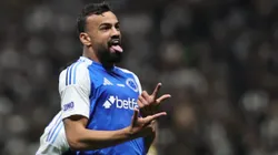 Fabrício Bruno jogador do Cruzeiro comemora seu gol durante partida contra o Atlético-MG - Foto: Gilson Lobo/AGIF