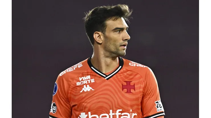 Léo Jardim, goleiro do Vasco em partida pelo campeonato brasileiro