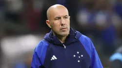 Leonardo Jardim se posiciona sobre convocação de jogadores