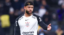 Memphis rasgou o verbo contra os gramados sintéticos