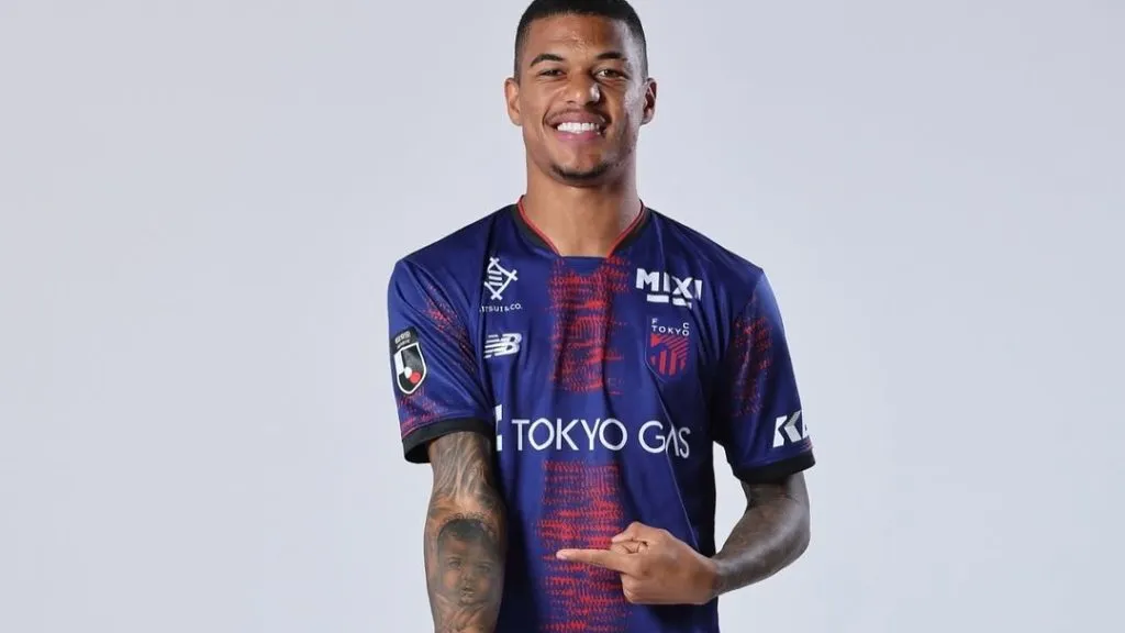 Marcelo Ryan atuando no FC Tokyo - Foto: Reprodução/Site oficial FC Tokyo