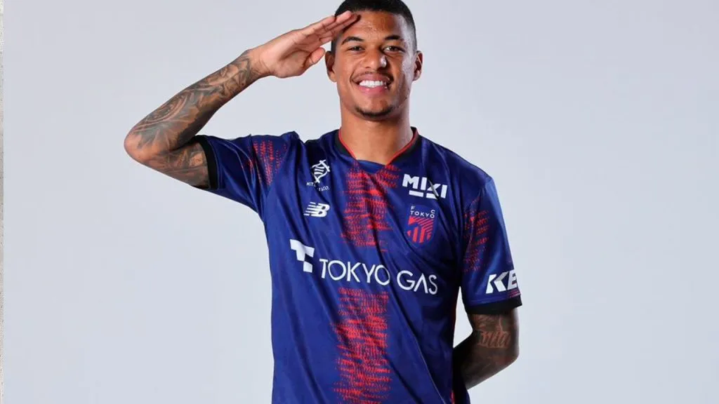 Marcelo Ryan atuando no FC Tokyo - Foto: Reprodução/Site oficial FC Tokyo