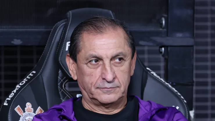 Ramón Díaz, técnico especulado no Inter. Foto: Marcello Zambrana/AGIF