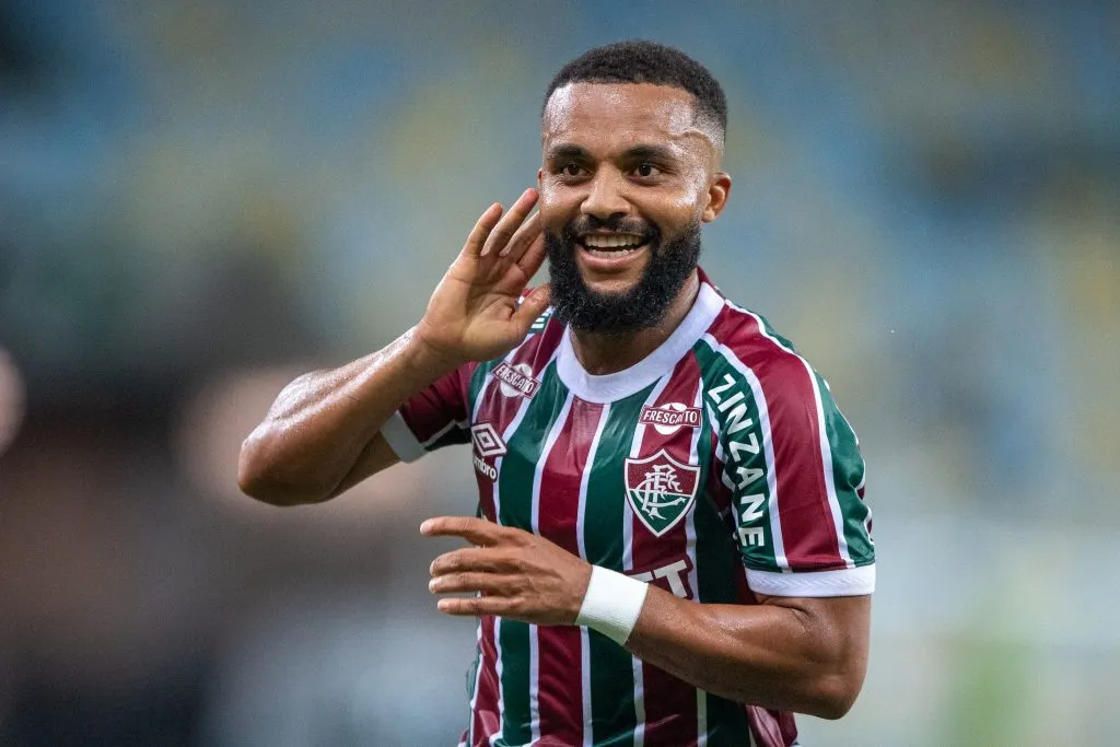Samuel Xavier marcou o gol que deu a vitória ao Fluminense no 1º turno do Brasileirão 2025. Foto: Thiago Ribeiro/AGIF