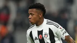 Keny Arroyo, atacante equatoriano do Besiktas - Foto: Ahmad Mora/Getty Images