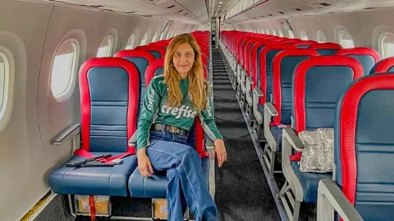 Leila Pereira em seu avião