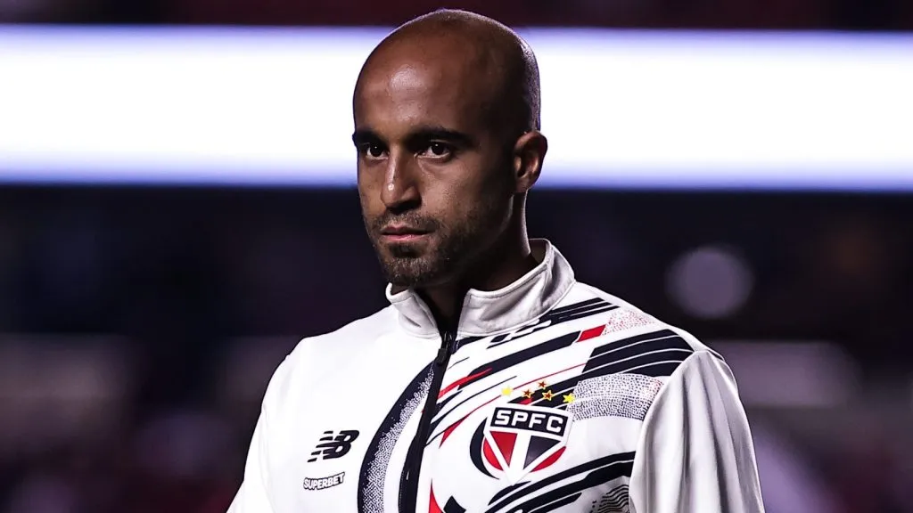 Lucas Moura passa por problemão nos bastidores do São Paulo – Foto: Fabio Giannelli/AGIF